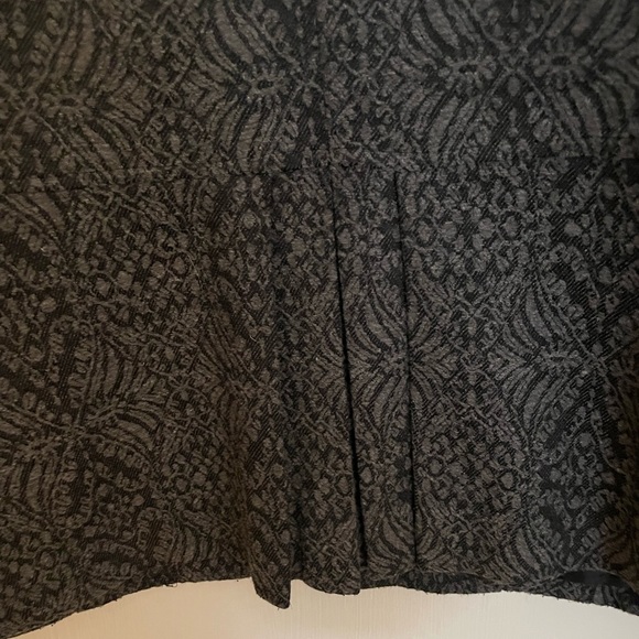 Grey Coldwater Creek jacket, fully lined, wool blend,?interesting details - Picture 5 of 9